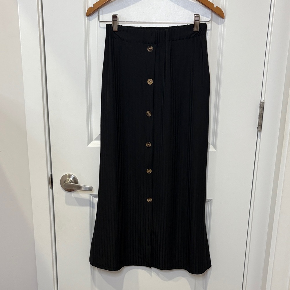 SHEIN Black Maxi Skirt with Button Detail